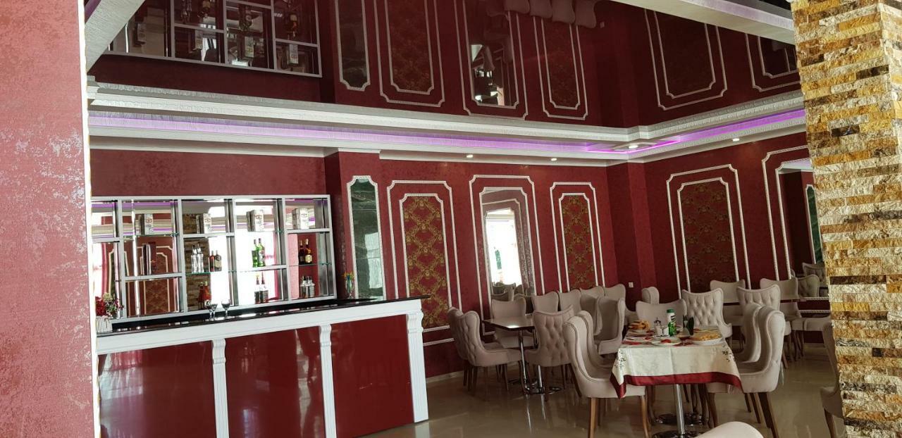 Eleganti Hotel Batumi Eksteriør billede