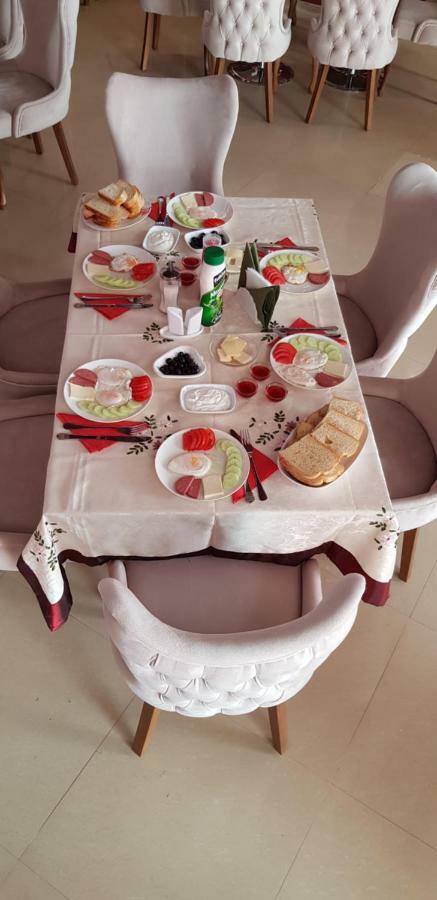Eleganti Hotel Batumi Eksteriør billede