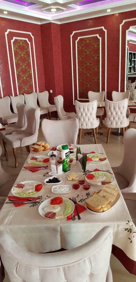 Eleganti Hotel Batumi Eksteriør billede