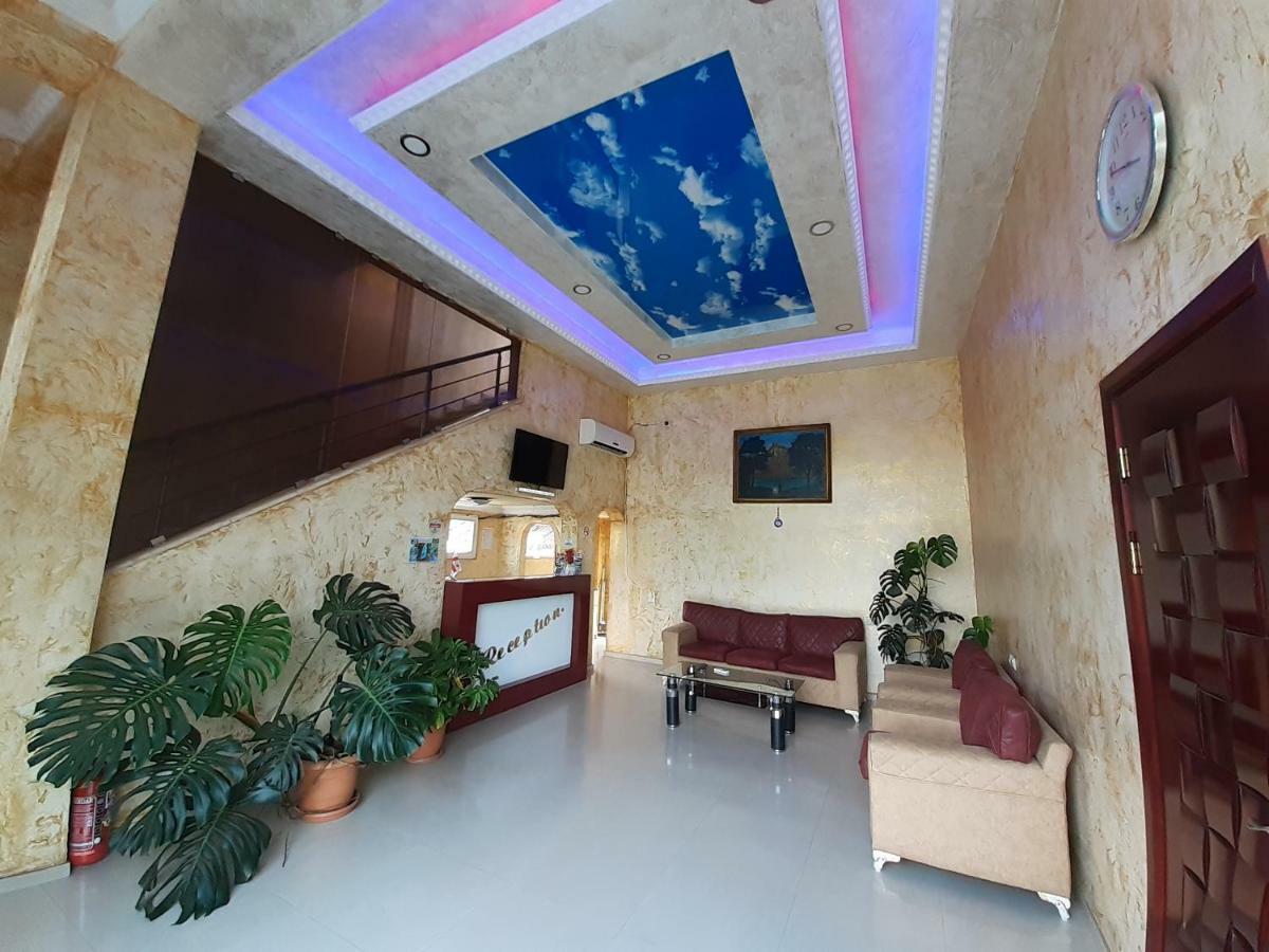 Eleganti Hotel Batumi Eksteriør billede