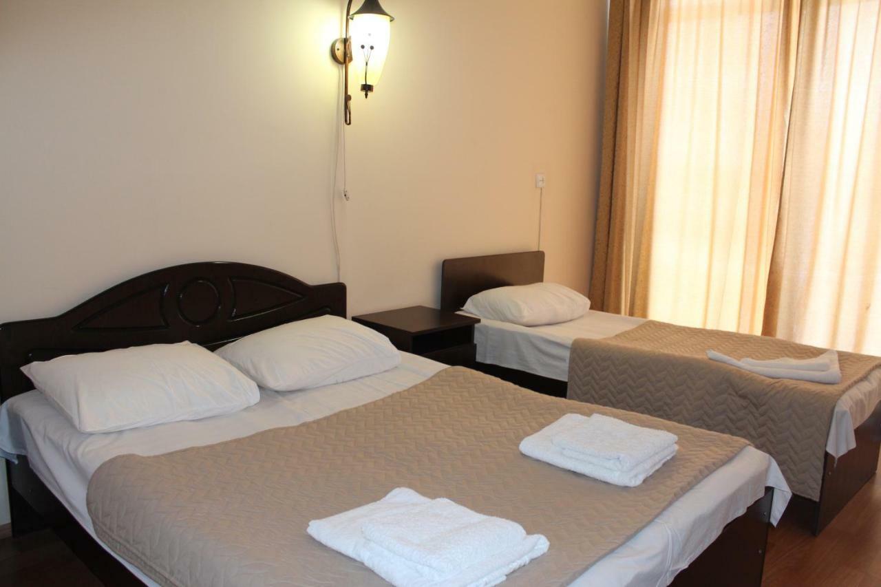 Eleganti Hotel Batumi Eksteriør billede