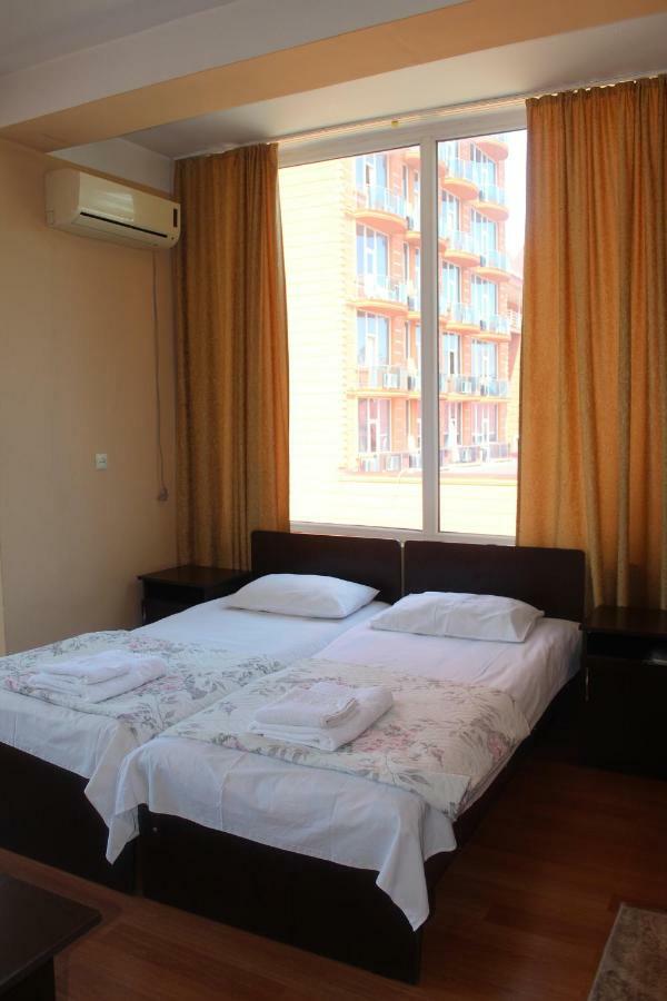 Eleganti Hotel Batumi Eksteriør billede